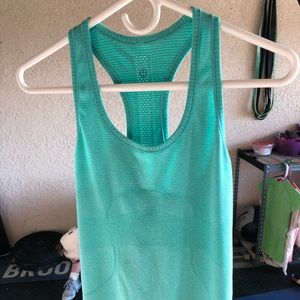 Lululemon jogging tank